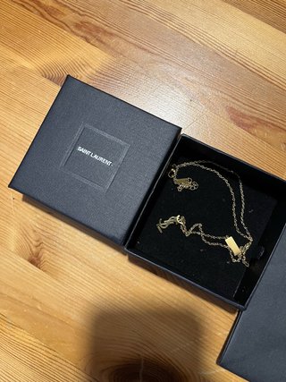 Collar Saint Laurent (YSL) Dorado