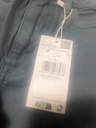Vaqueros Cargo Mango Blancos y Azules