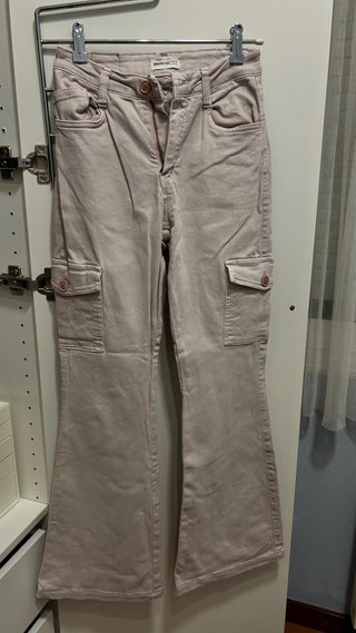 Pantalones cargo acampanados Brownie rosa