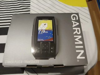 Sonda Garmin Striker Plus 4 + Transductor