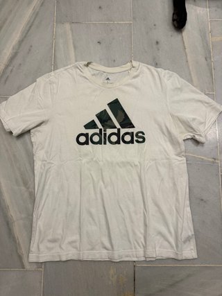 Camiseta adidas blanca