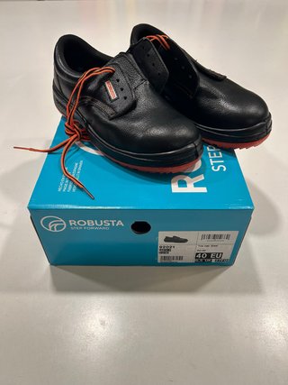 Zapatos de seguridad Robusta talla 40