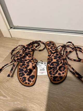 Sandalias Zara Animal Print Talla 38