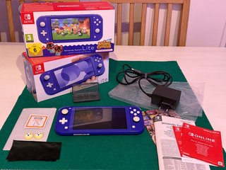 Nintendo Switch Lite Blu + Animal Crossing