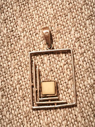 Colgante Plata Cuadrado con Piedra