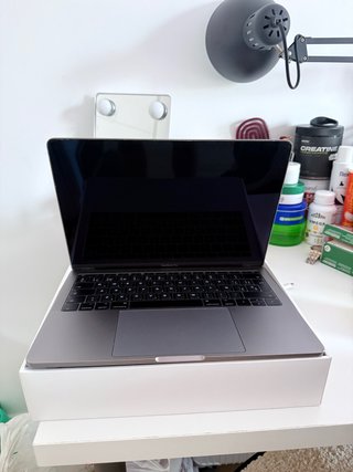 MacBook Pro 13''Retina(2017-2018) SSD + ofice 2019