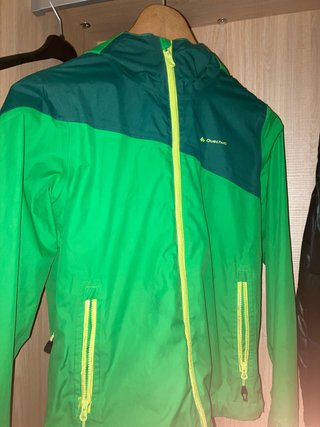 Chubasquero Quechua Verde