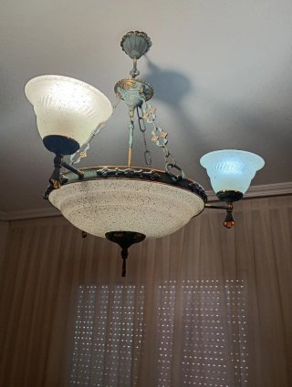 Lámpara de techo vintage con tulipas de cristal
