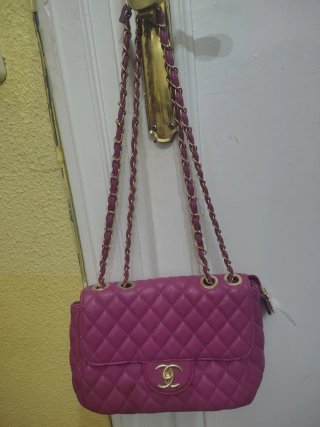 Borsa Chanel Rosa Trapuntata con Catena Dorata