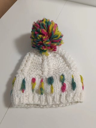 Gorro de lana con pompón 100% acrílico