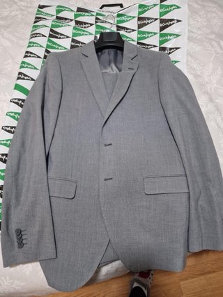Traje de Hombre Gris