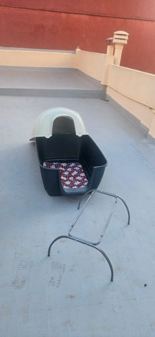 Caseta para Mascota perro con Soporte
