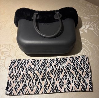 Bolso O Bag Gris con Borde Intercambiable