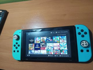 Nintendo Switch Azul y Verde+ Dock y Funda