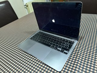 MacBook Air M1 2020