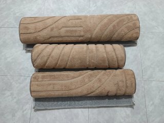 Set di 3 tappeti marroni