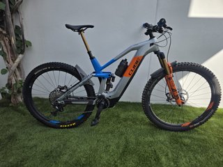 Bicicleta Eléctrica Cube Stereo Hybrid