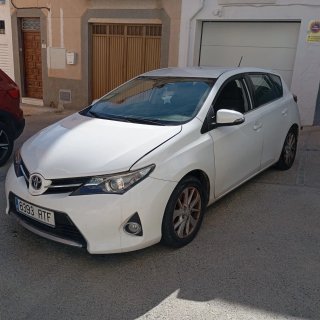 Toyota Auris 2013