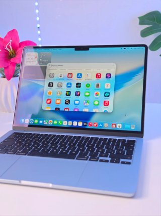 Macbook Air M4 100%