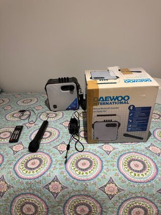 Altavoz Bluetooth Karaoke Daewoo con Radio FM
