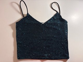 Top de lentejuelas