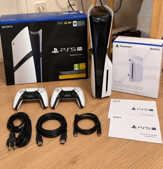 PlayStation 5 Pro (PS5 Pro) Blanca