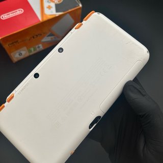New Nintendo 2DS XL Bianco e Arancione con Scatola