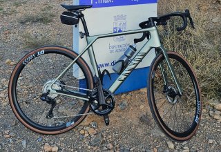 Canyon Endurace CF SLX 8 Di2