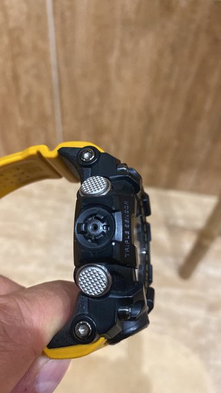 Reloj Casio G-Shock Amarillo y Plateado