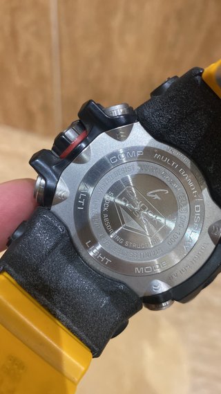Reloj Casio G-Shock Amarillo y Plateado