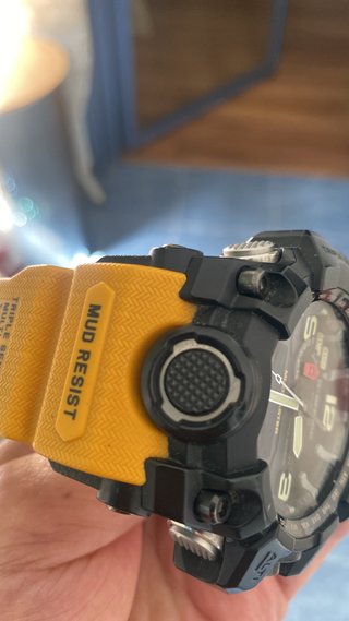 Reloj Casio G-Shock Amarillo y Plateado