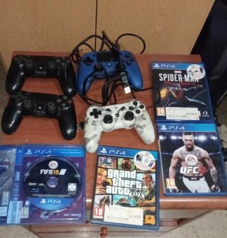 Pack PS4: Mandos y Juegos