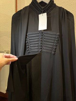 Blusa Zara con Alamares Negra Talla L