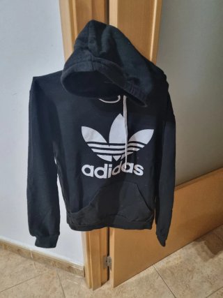 Sudadera Adidas Negra con Capucha