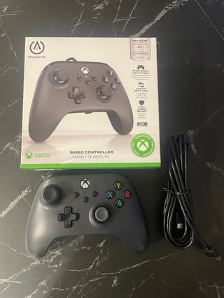 Mando con cable PowerA para Xbox y PC