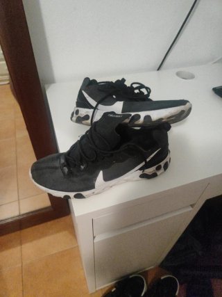 Zapatillas Nike React Negras