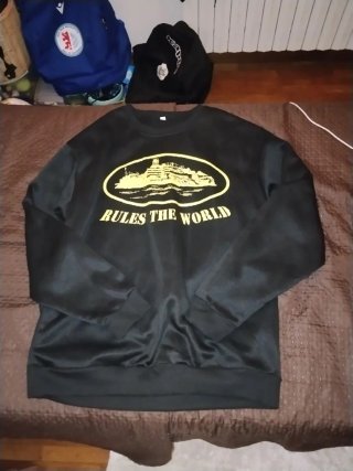 Maglione Corteiz Rules The World