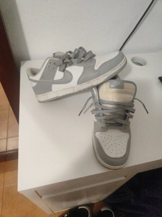 Zapatillas Nike Gris y Blanco