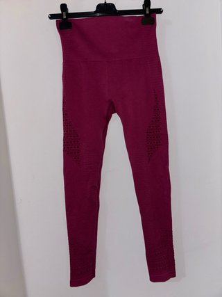Pantalón deportivo morado