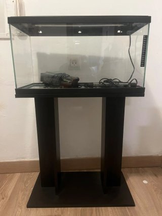 Acuario de 60 Litros con Mueble