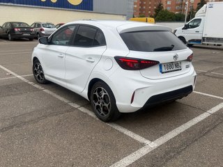 MG MG3 hibrido-luxury 2025