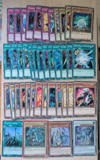 Lote +160 cartas Yu-Gi-Oh! (Leer descripción)