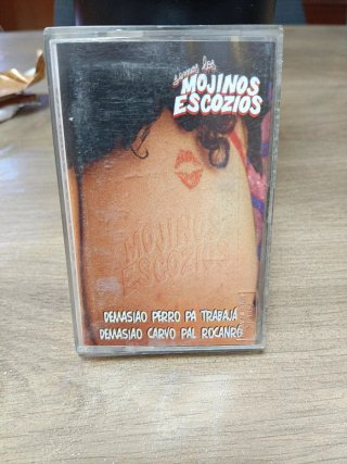 Cinta Cassette Mojinos Escozios Demasiao Perro