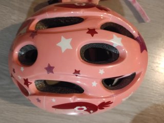 Casco Infantil Rosa con Estampado de Estrellas