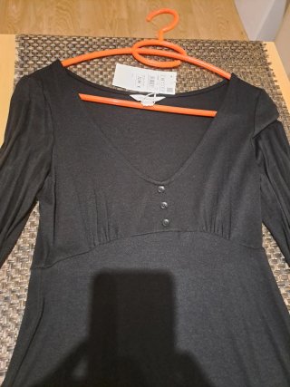 Vestido negro midi con etiqueta Talla XS