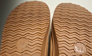 Botines beige de ante con forro interior