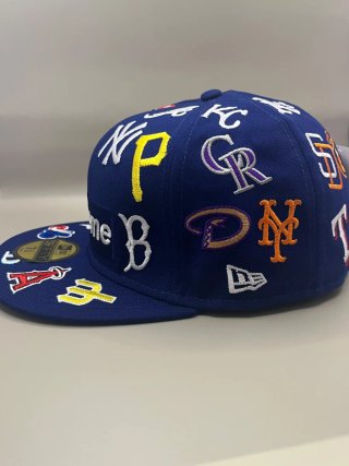 Gorra New Era 7 3/8 59FIFTY Supreme MLB All Over