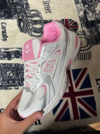Zapatillas New Balance Mujer Rosa y Gris