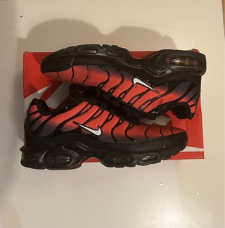 Nike Air Max Plus TN Talla 41 Negro/Rojo