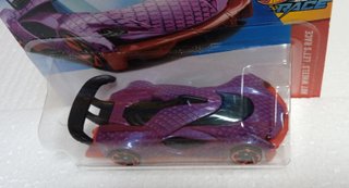 Hot Wheels - Street Shrieker (deportivo moderno)